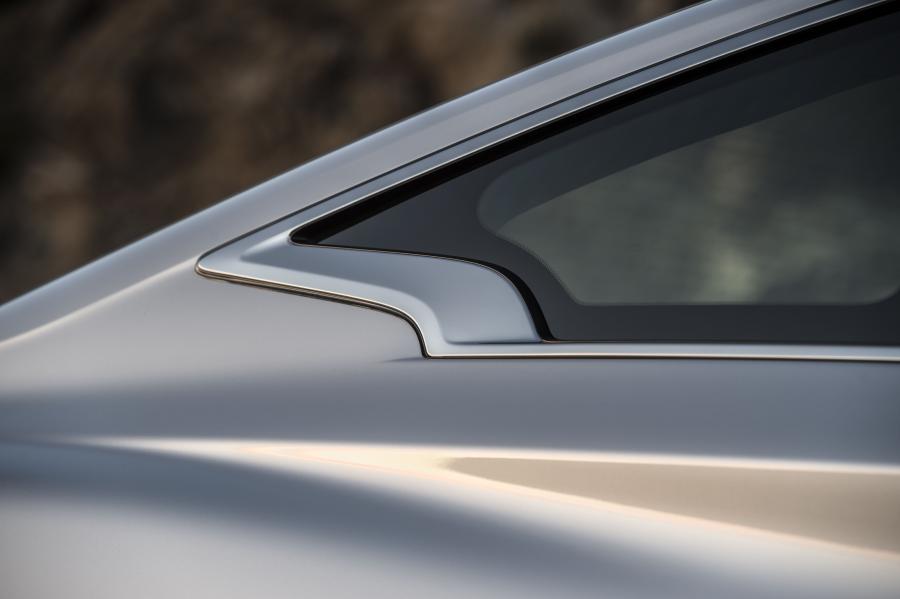 Детали интерьера Infiniti Q60S 3.0t (CV37) 2016 года  (NA) (фото 49 из 56)